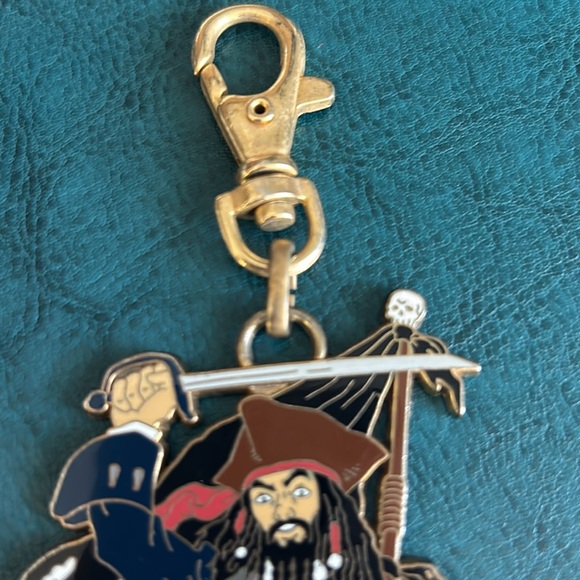 2006 Pirates of The Caribbean Disney Charm - Picture 3 of 7